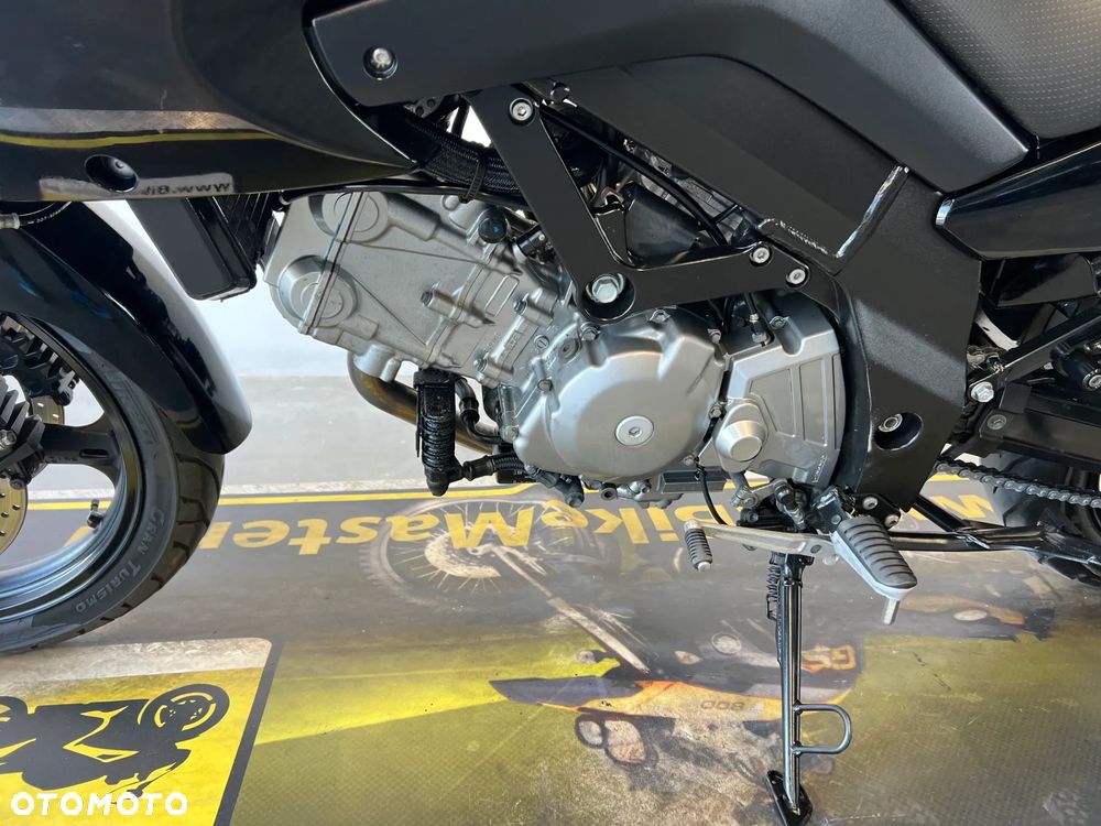 Suzuki V-STROM - 11