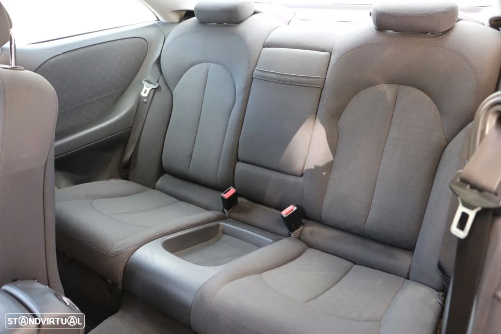 Mercedes-Benz CLK 200 Avantgarde - 15