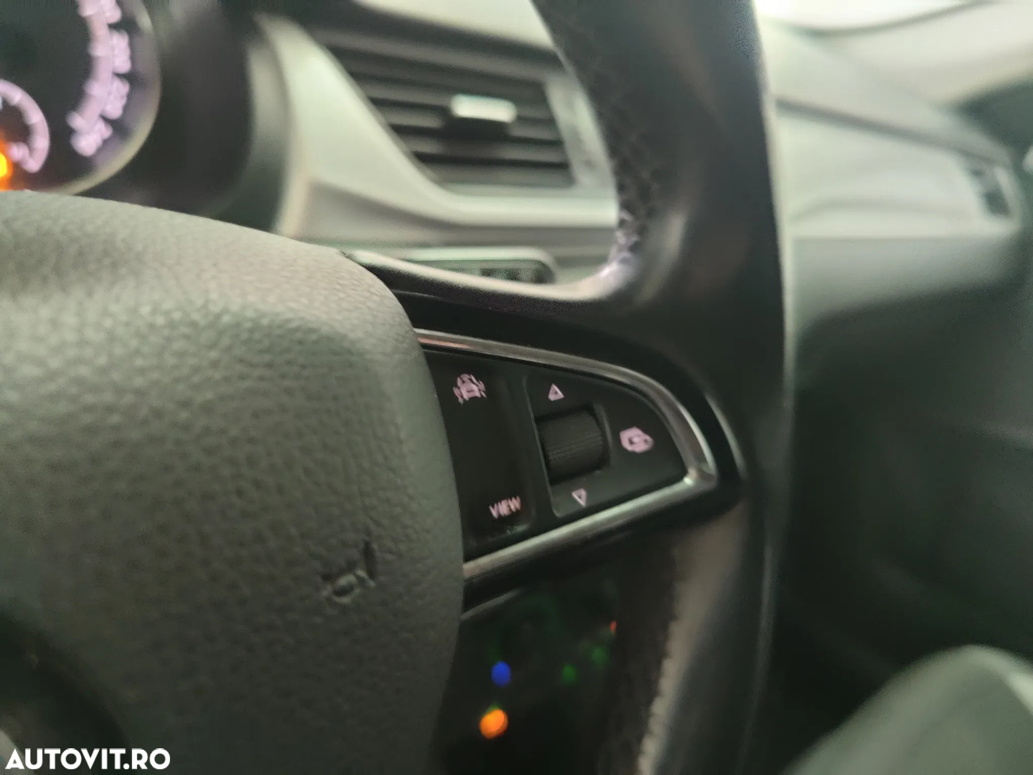 Skoda RAPID 1.0 TSI Style - 14