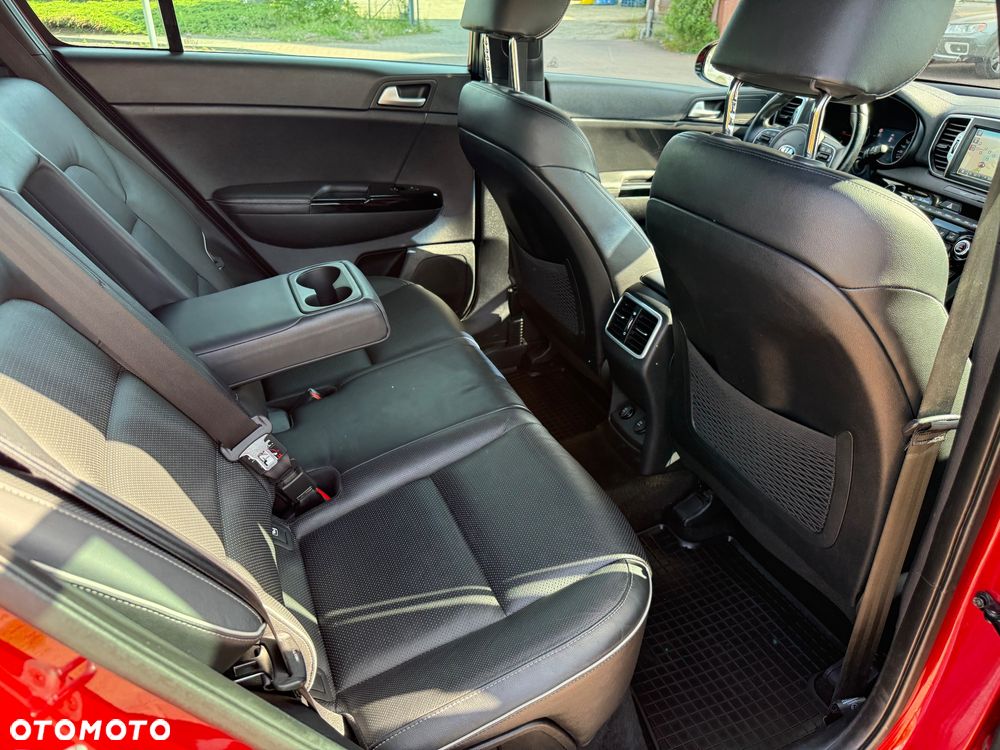 Kia Sportage 2,0 CRDI AWD GT Line - 12