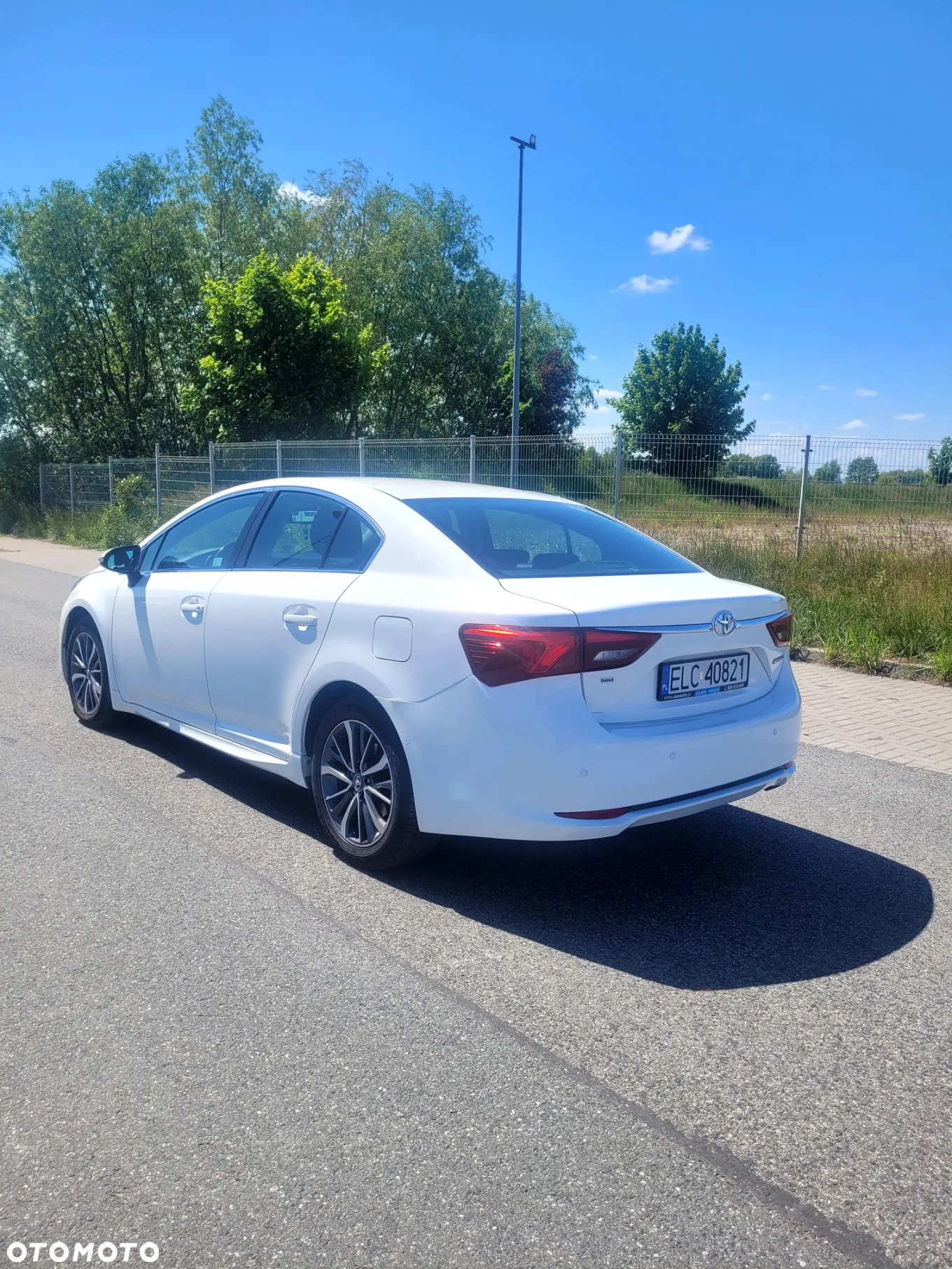 Toyota Avensis 2.0 D-4D Prestige - 4