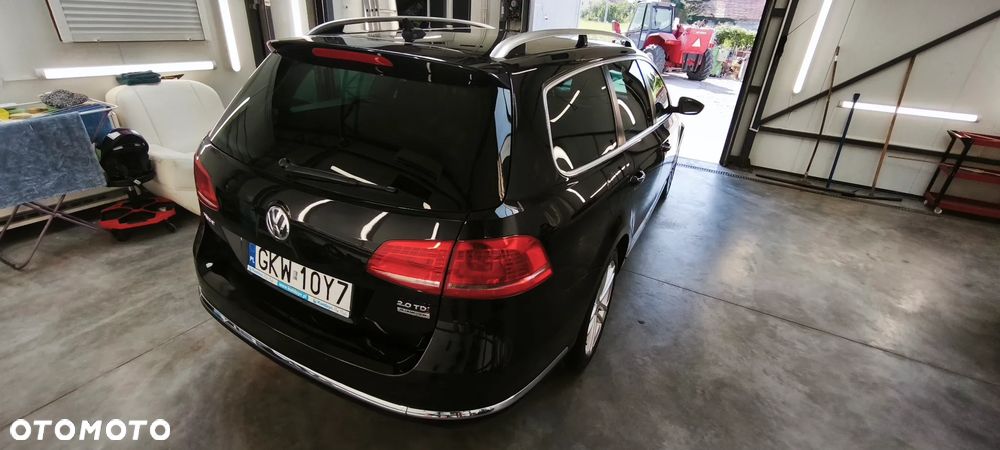 Volkswagen Passat 2.0 TDI Comfortline DSG - 32