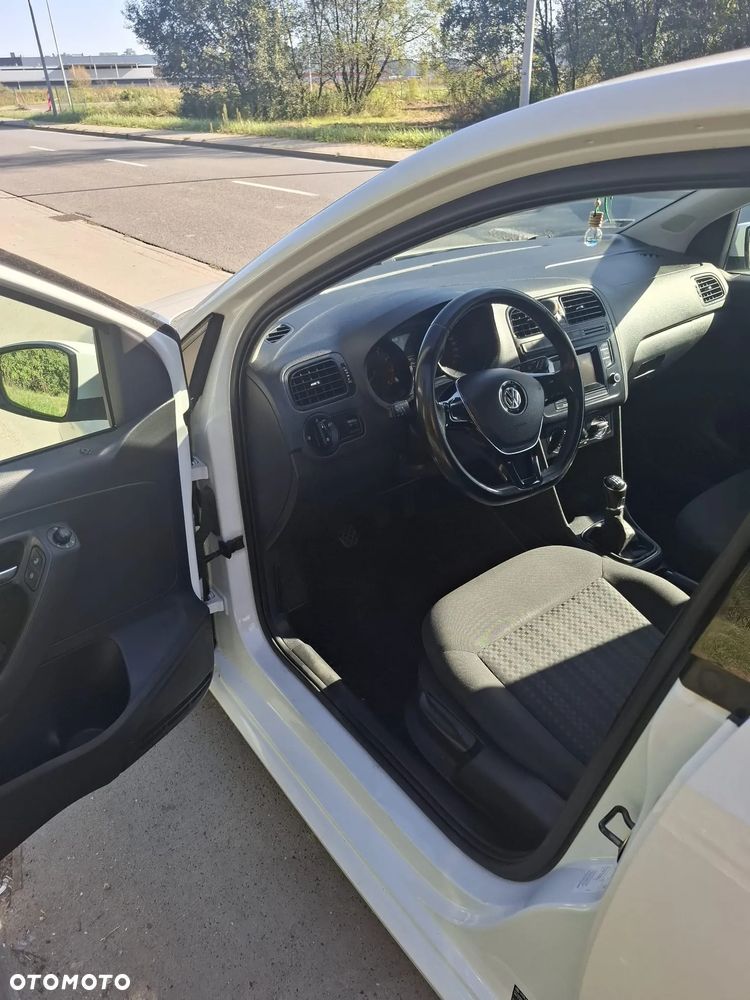 Volkswagen Polo - 14