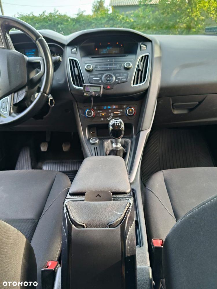 Ford Focus 1.6 TDCi Trend - 13