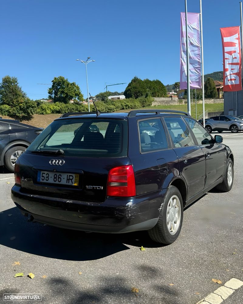 Audi A4 Avant 1.9 TDI Attraction - 4
