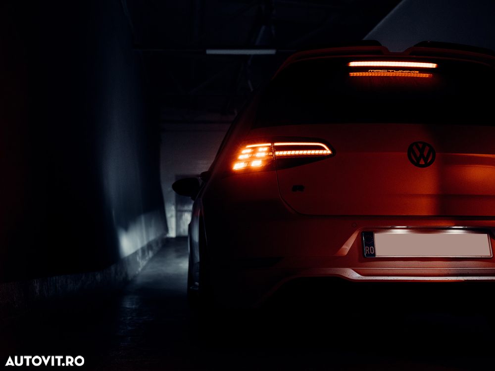 Volkswagen Golf - 5