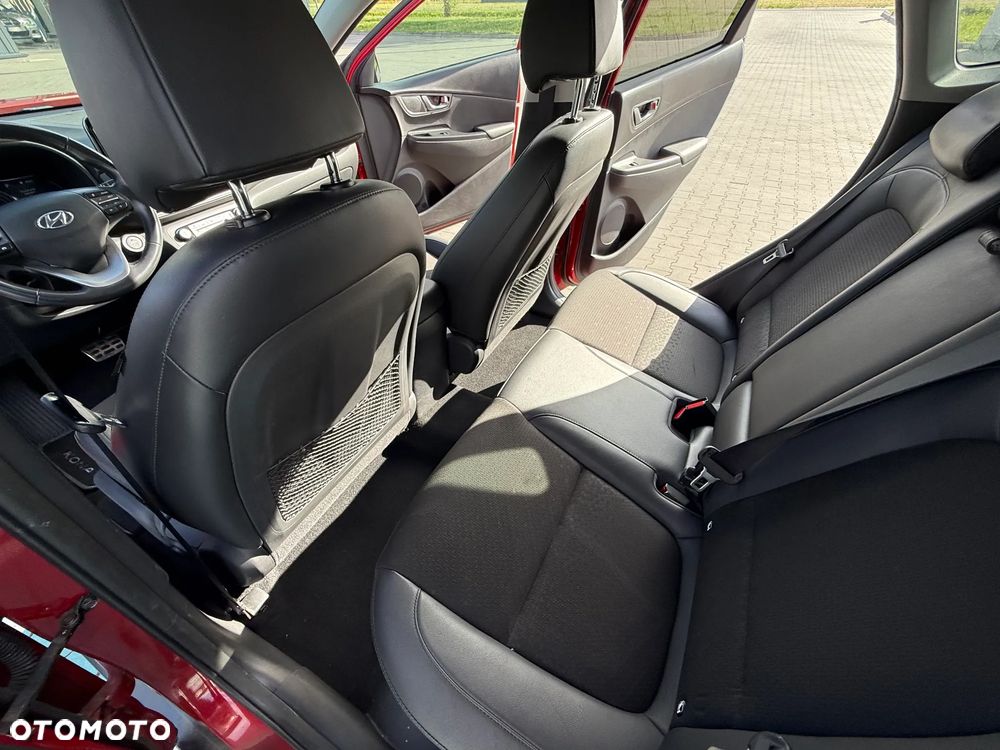Hyundai Kona Select - 16