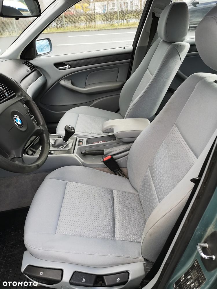 BMW Seria 3 316i - 14