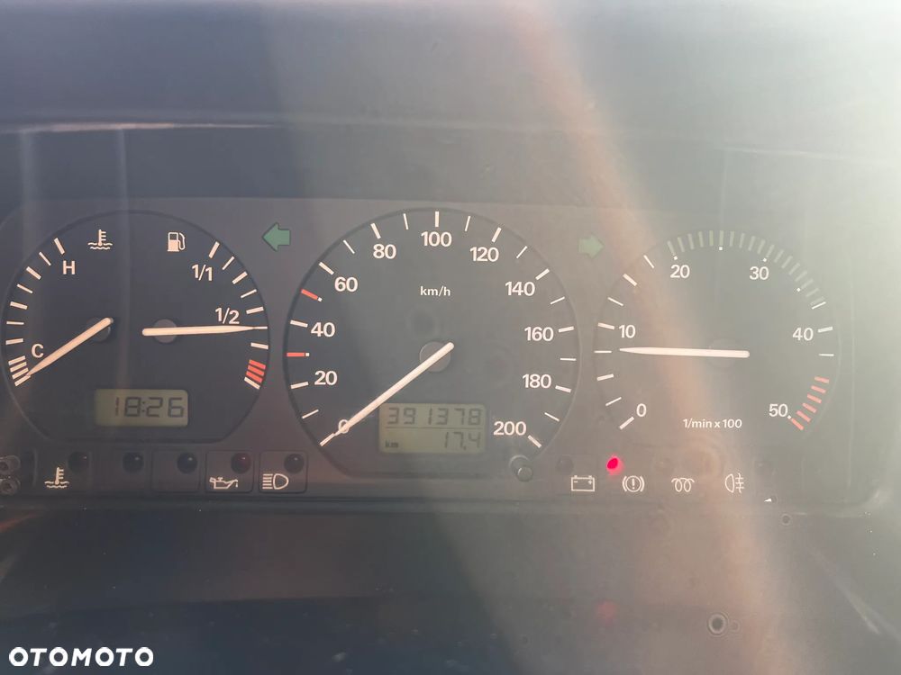 Volkswagen Transporter - 5