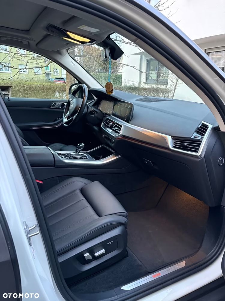 BMW X5 xDrive45e xLine - 8