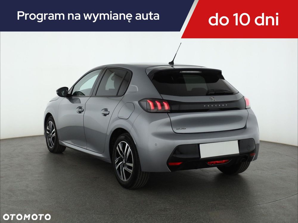 Peugeot 208 - 6