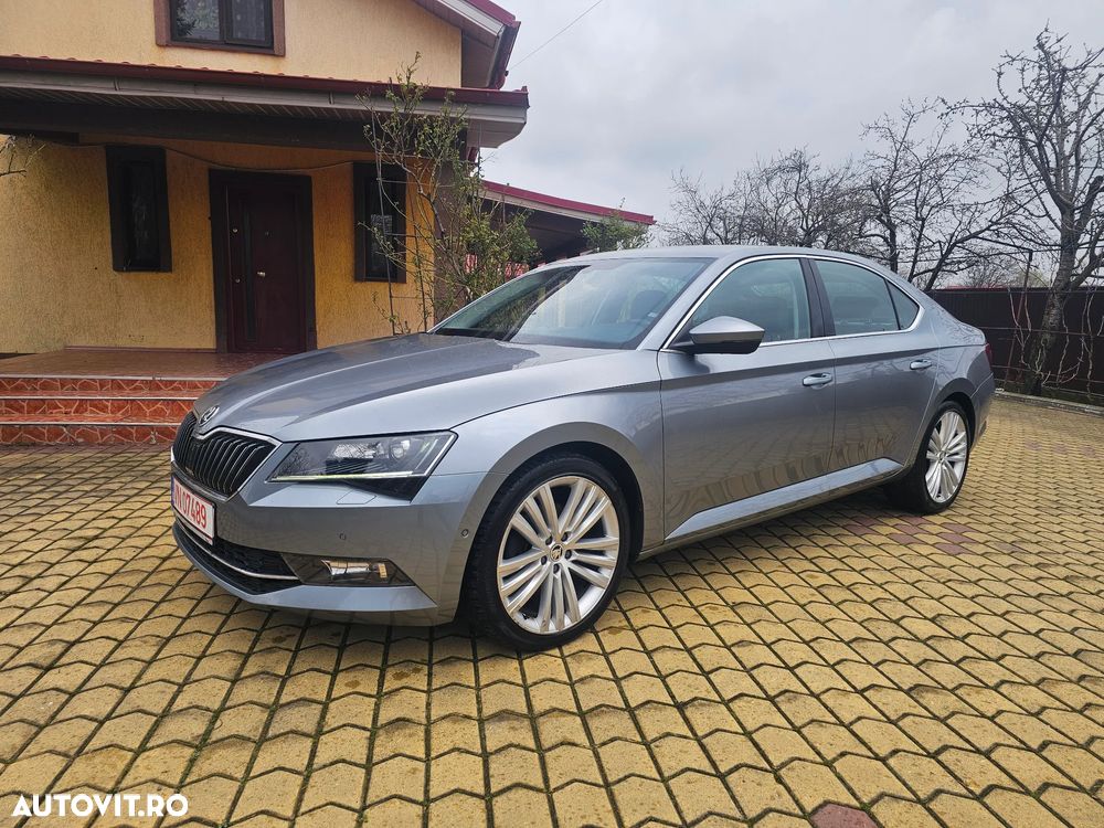 Skoda Superb 2.0 TDI Premium Edition - 15