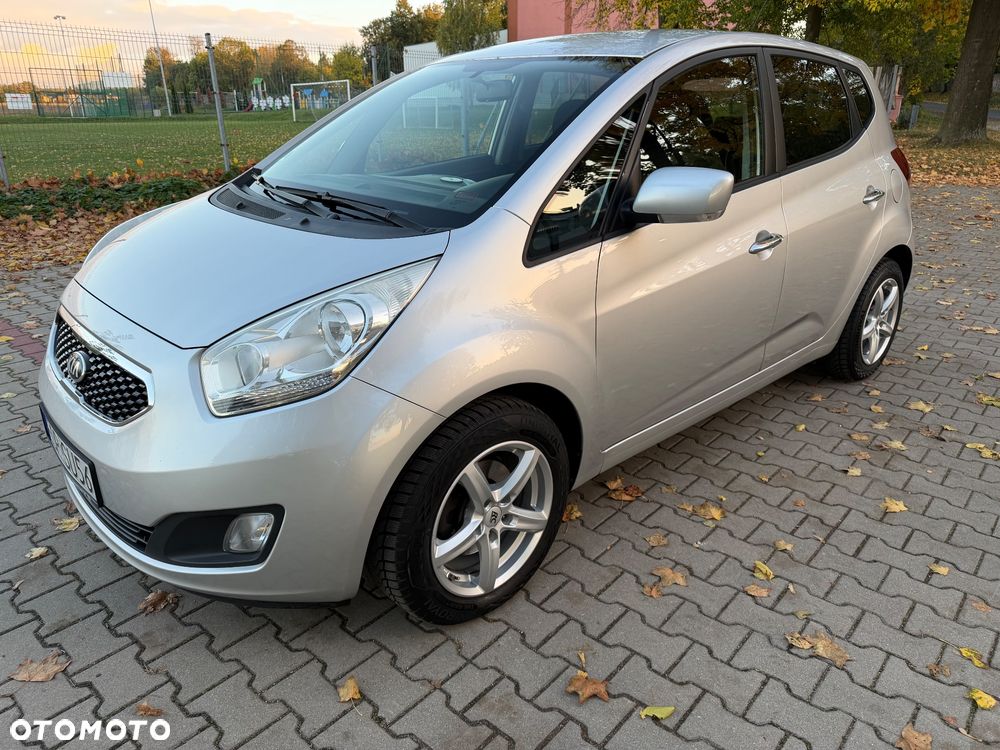 Kia Venga - 6