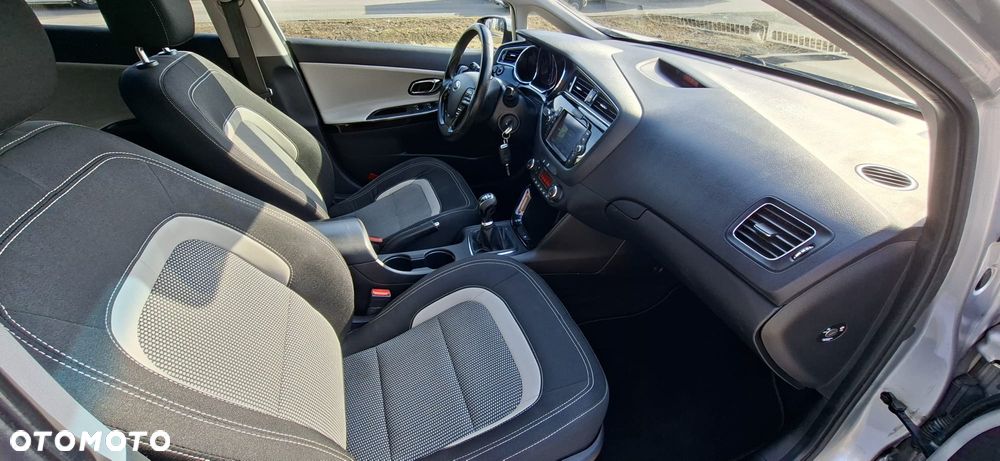 Kia Ceed 1.6 CRDi L - 8