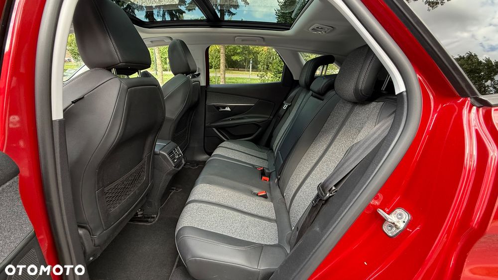 Peugeot 3008 PureTech 130 Stop & Start GPF EAT8 Allure Business-Paket - 17
