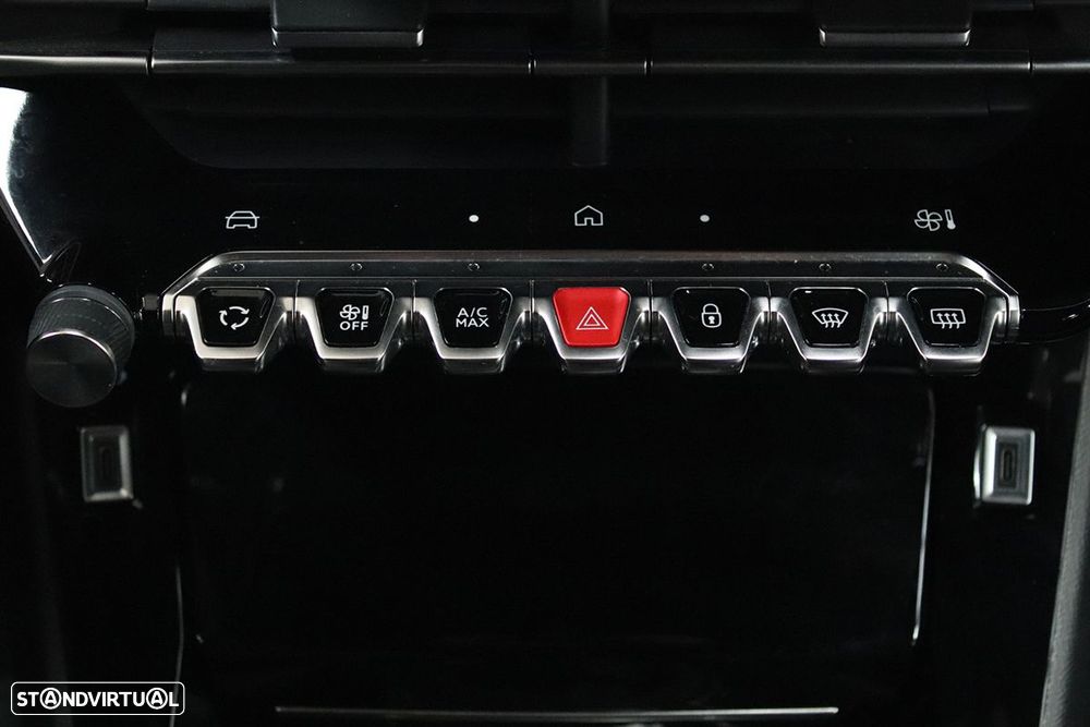 Peugeot 2008 1.2 PureTech Allure - 12