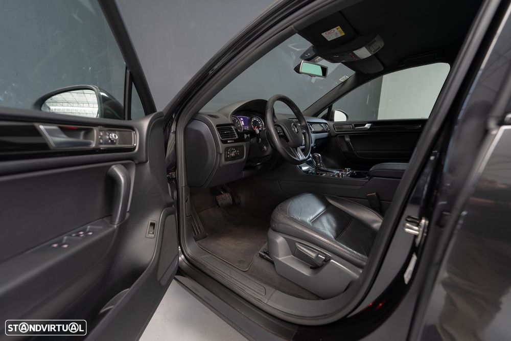 VW Touareg 3.0 TDI V6 Top Tiptronic - 6