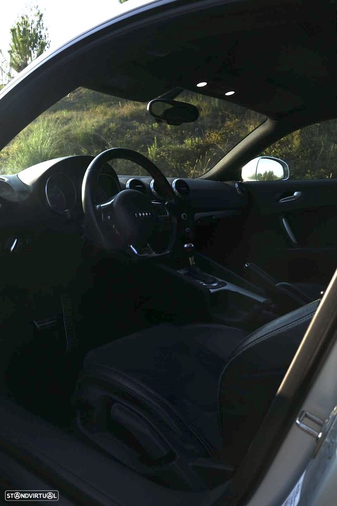 Audi TTS Coupé 2.0 TFSi quattro S Tronic - 11