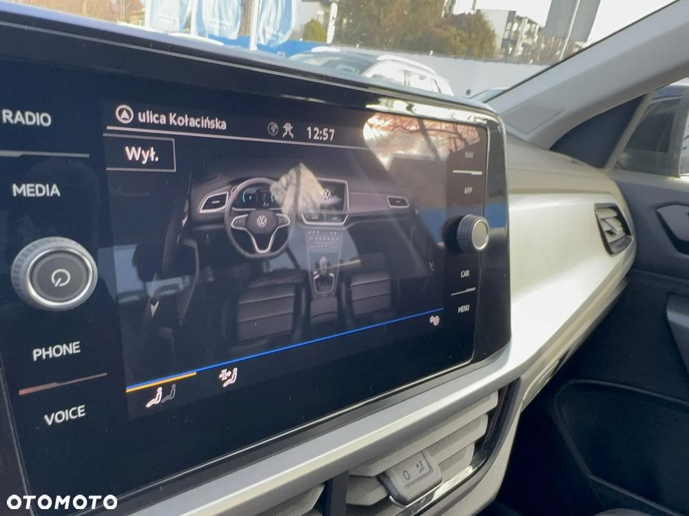 Volkswagen T-Roc 1.5 TSI Life DSG - 21