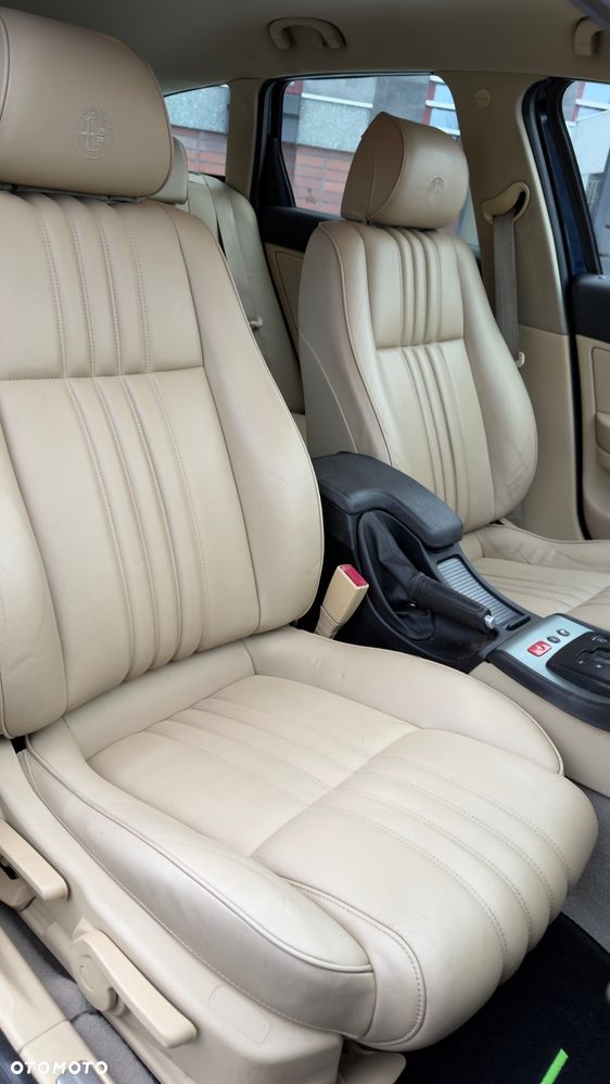 Alfa Romeo 159 2.4 JTDM 20V DPF Q-Tronic Turismo - 26