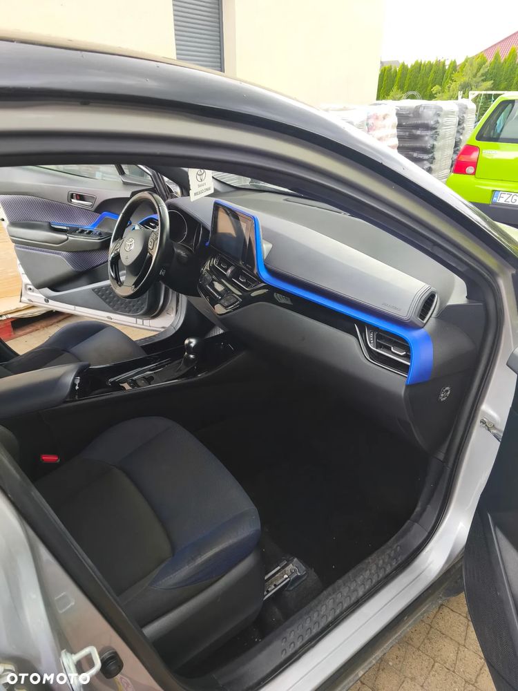 Toyota C-HR - 7