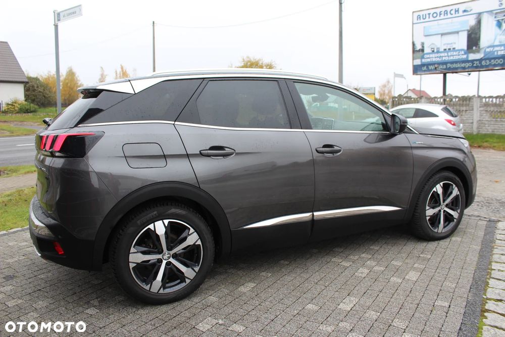 Peugeot 3008 Hybrid4 300 e-EAT8 GT - 5