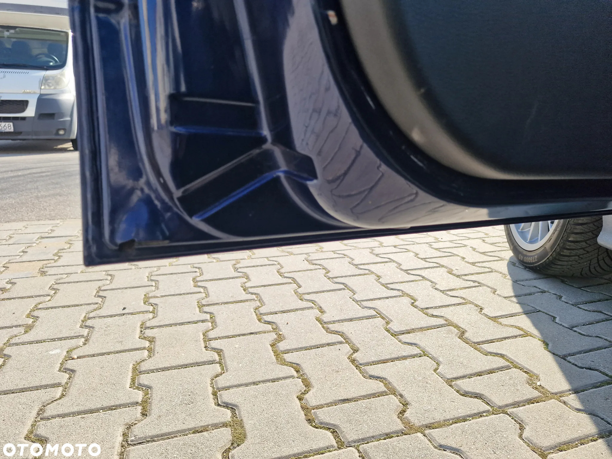 BMW Seria 3 318i - 11