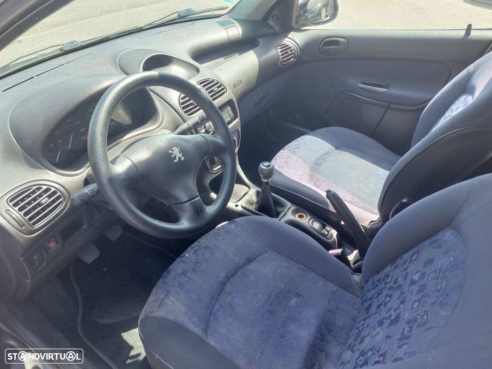 Peugeot 206 1.1 XR - 7