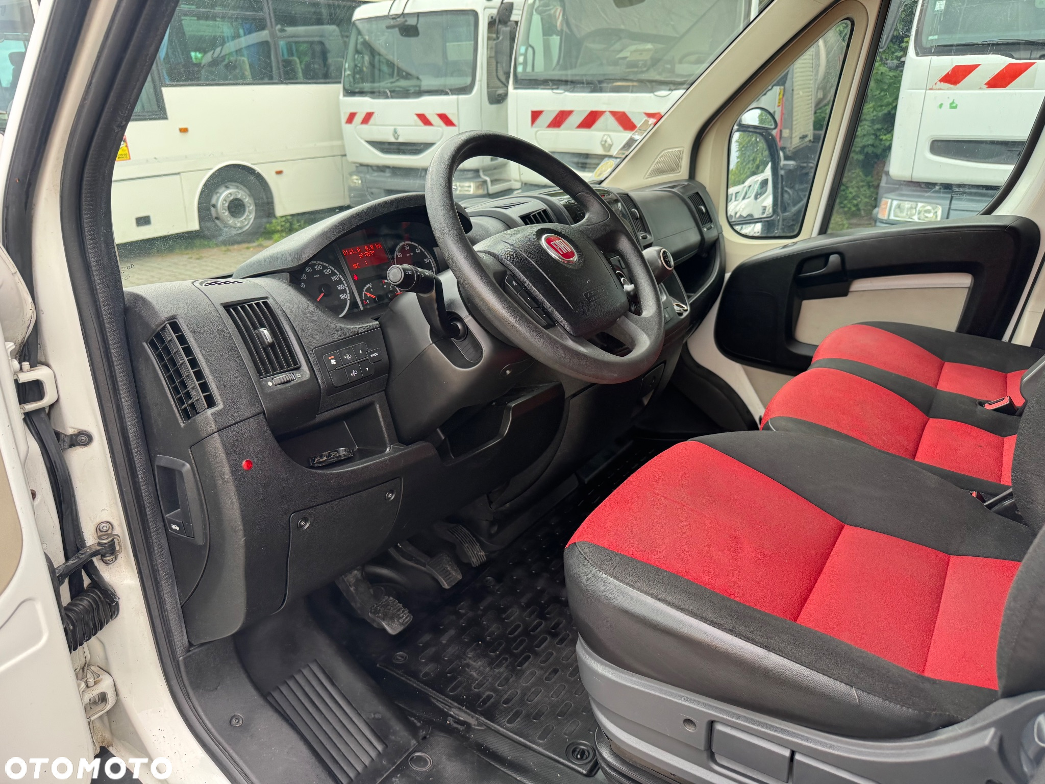 Fiat Ducato 2013 r. Klima Webasto 10 Osobowy Autobus - 16