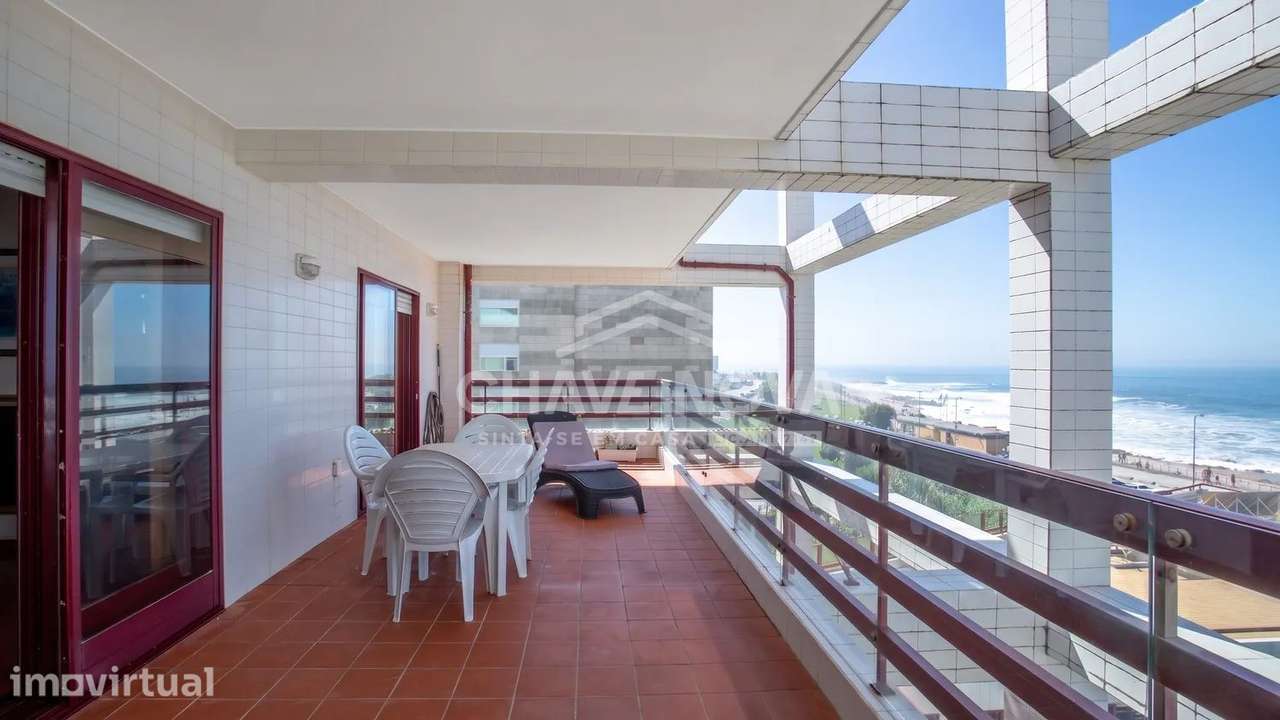 T3 Condomínio Fechado c/ Terraço e Piscina em Canidelo (1º Linha Mar) - Grande imagem: 4/39