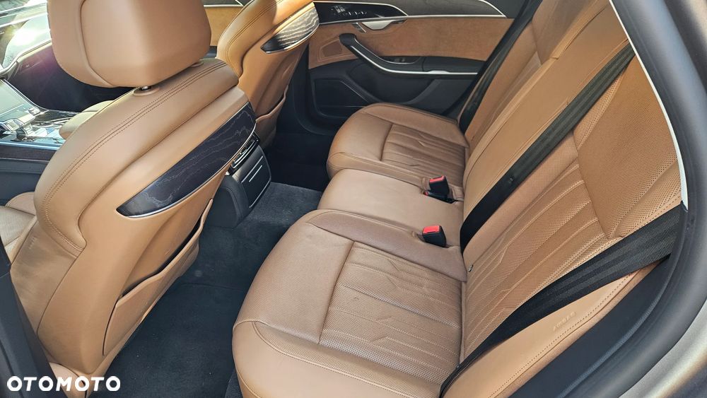 Audi A8 - 39