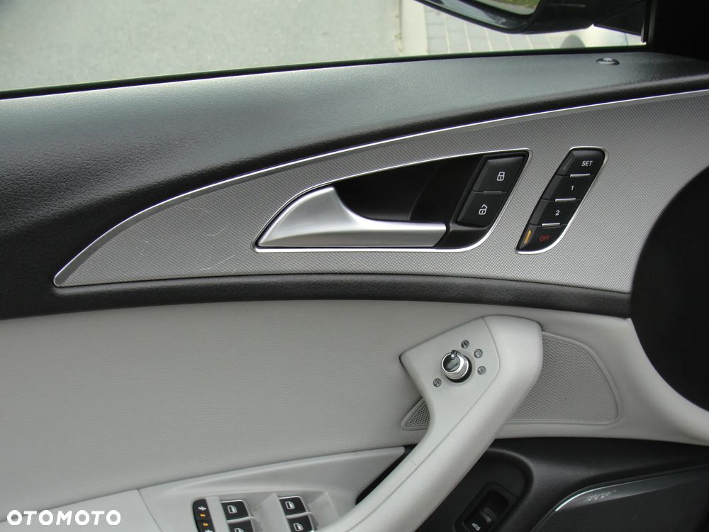 Audi A6 Allroad 3.0 TDI Quattro S tronic - 15