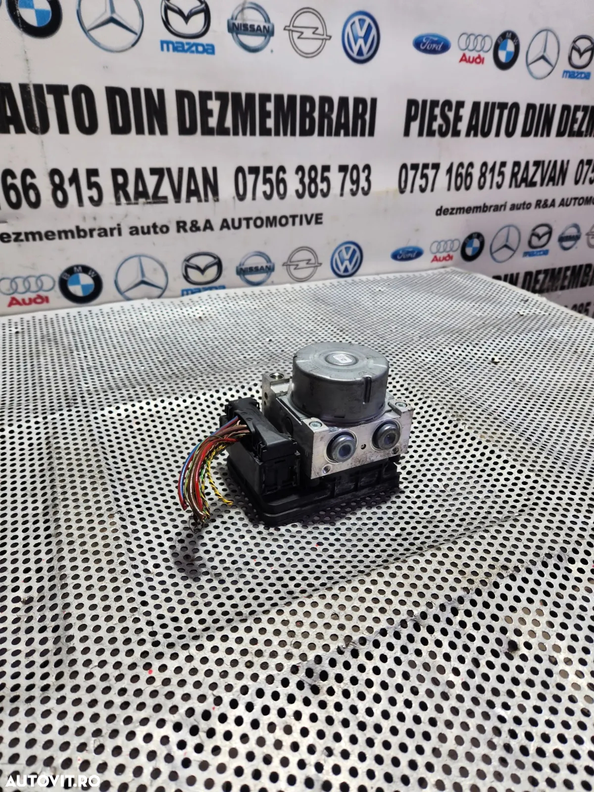 Modul Pompa Unitate ABS Bmw F30 F31 F32 F33 F34 F36 Cod  Dezmembrez Bmw Seria 4 F32 F33 F36 Coupe 2 - 3