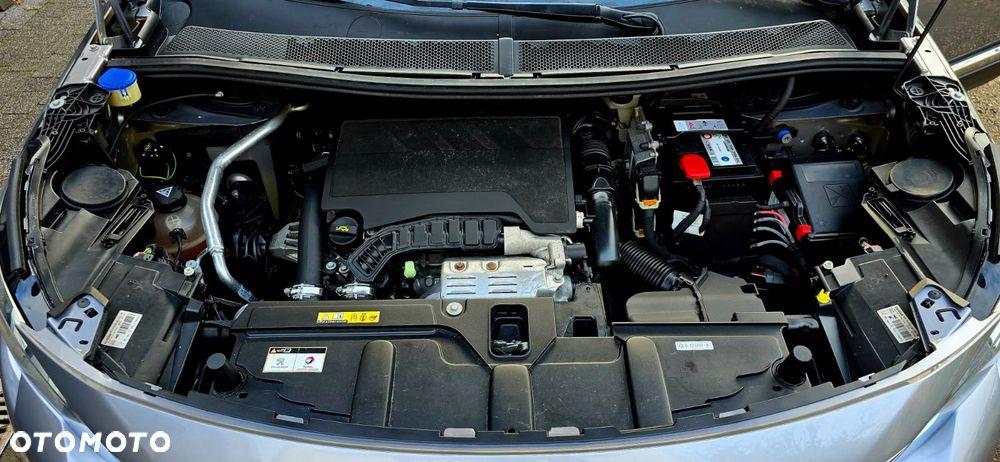 Peugeot 5008 PureTech 130 Stop & Start Allure Business-Paket - 28