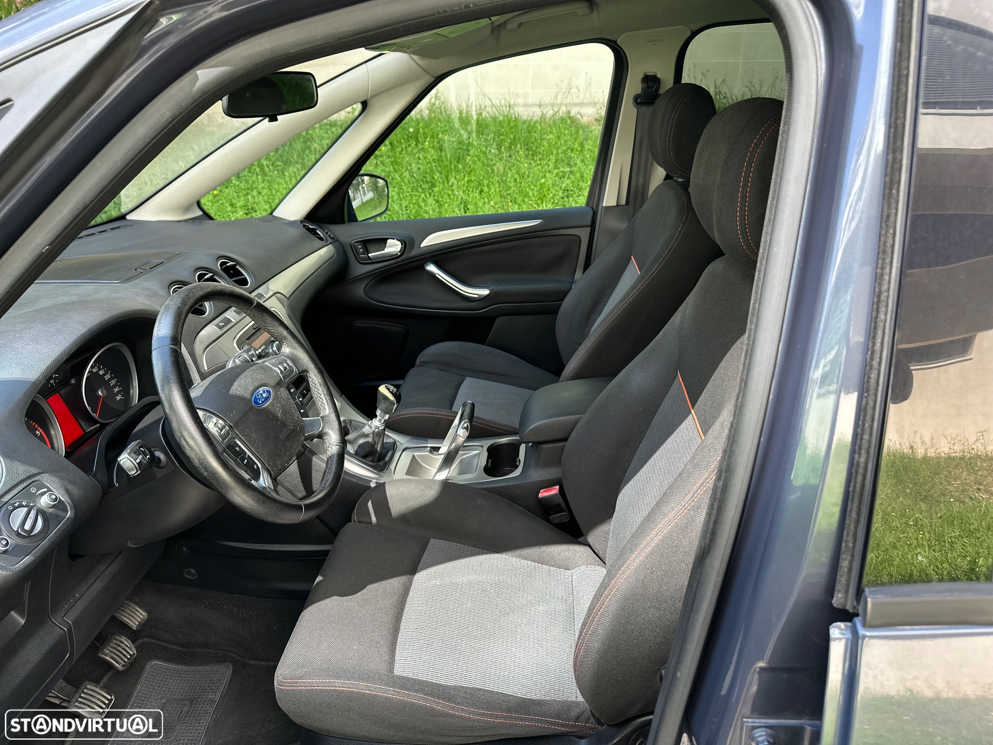 Ford S-Max 2.0 TDCi Titanium 7L - 8