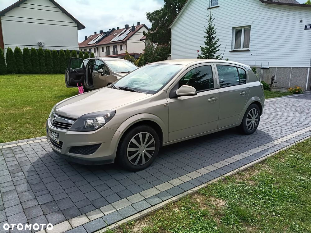 Opel Astra 1.4 - 6