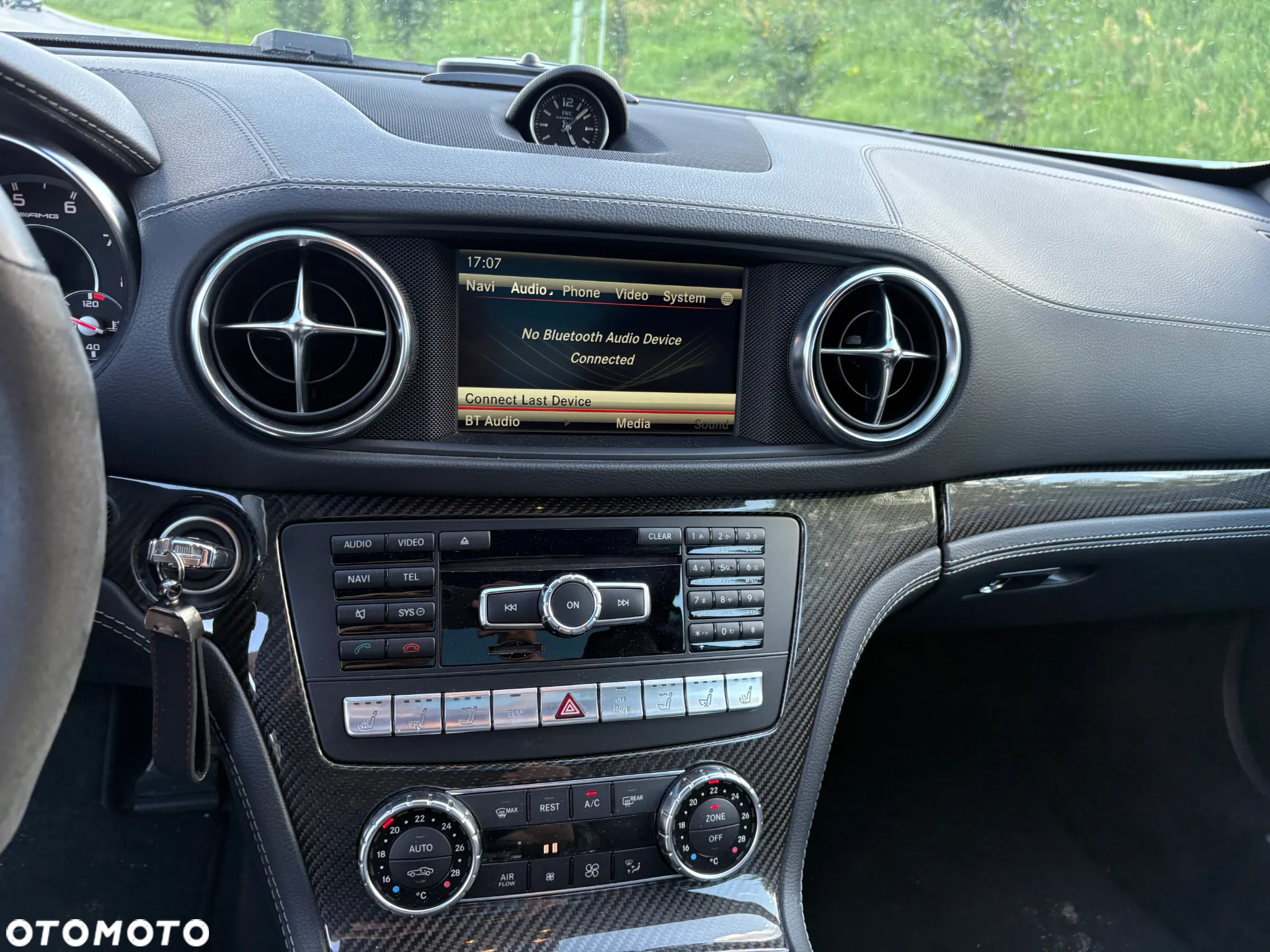 Mercedes-Benz SL 63 AMG AMG Speedshift MCT 7-Gang Sportgetriebe AMG Performance Package - 14