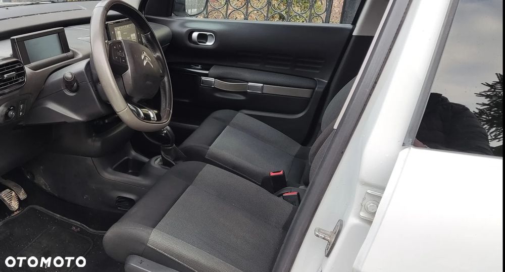 Citroën C4 Cactus 1.2 PureTech Shine EU6 - 37