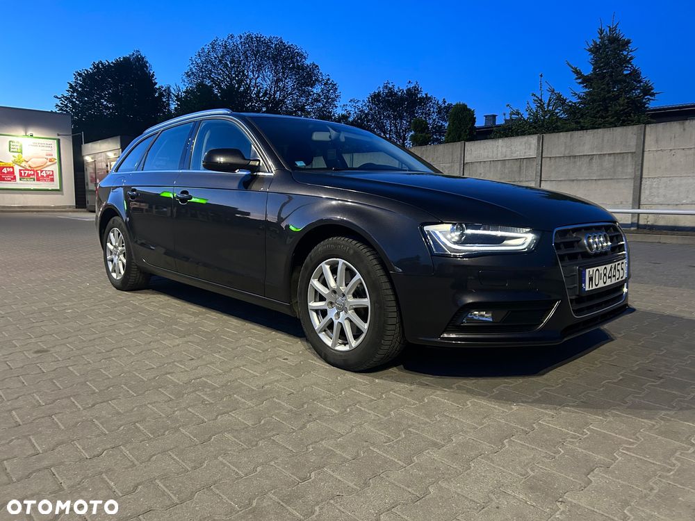 Audi A4 Avant 2.0 TDI - 13