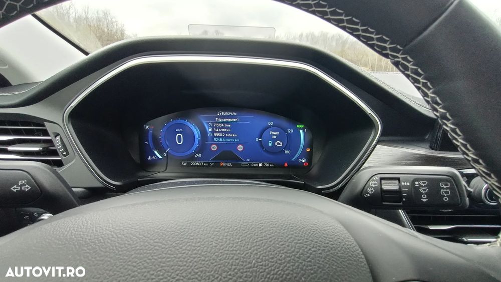 Ford Kuga 2.5 Duratec PHEV Vignale - 3