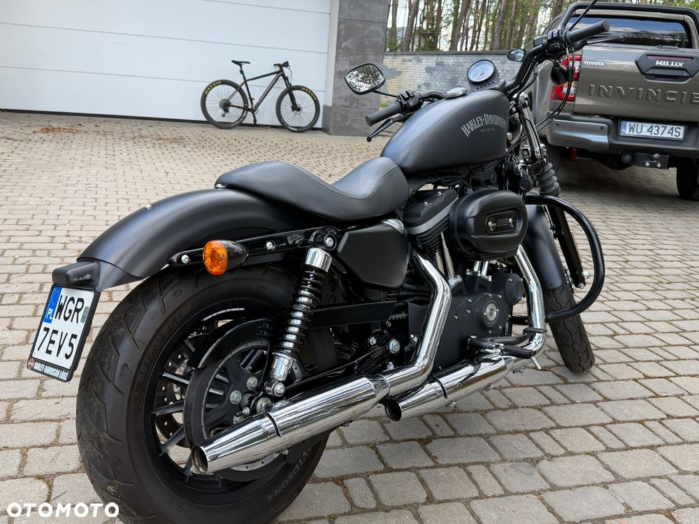 Harley-Davidson Sportster Iron 883 - 5