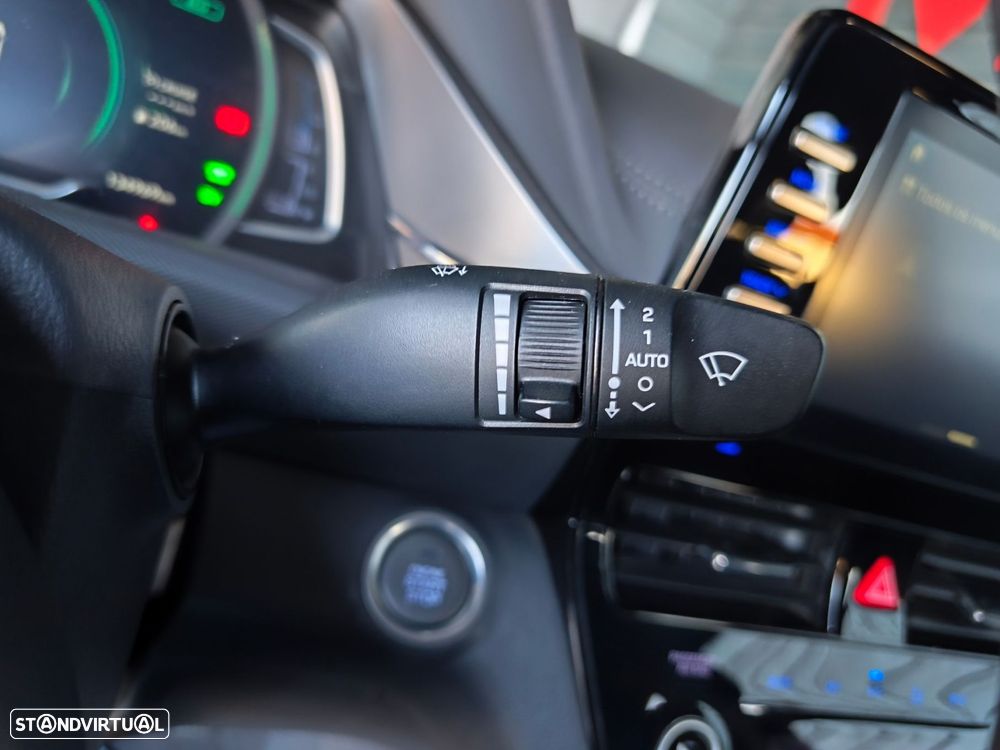 Hyundai Ioniq - 19