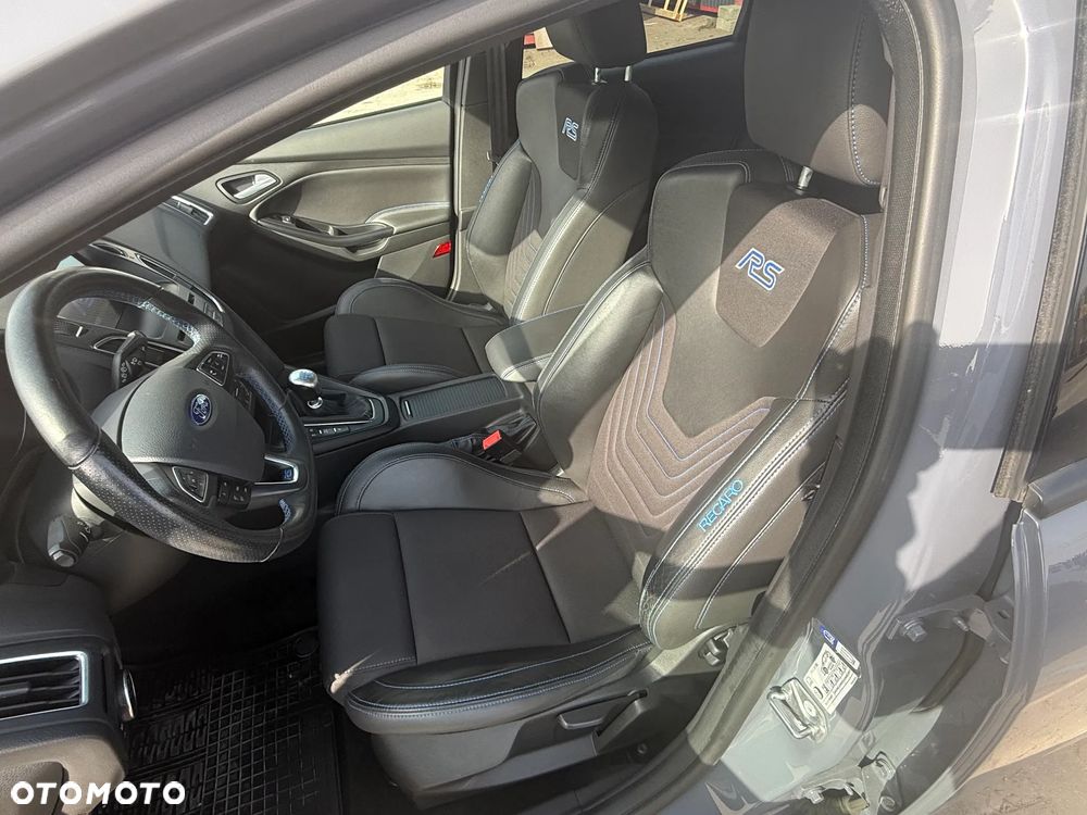 Ford Focus 2.3 EcoBoost RS - 6