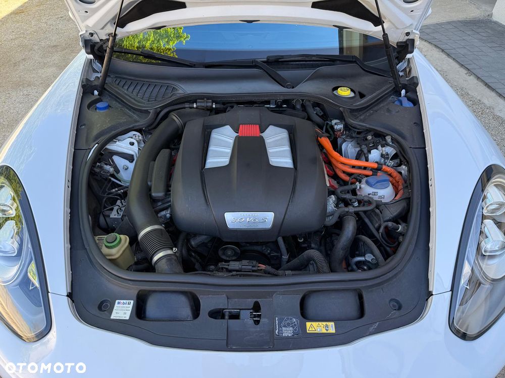Porsche Panamera 4 Executive - 18