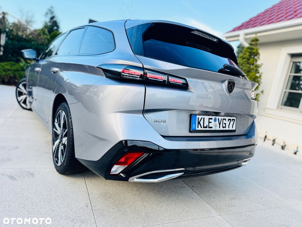 Peugeot 308 BlueHDi 130 EAT8 Allure Pack - 32