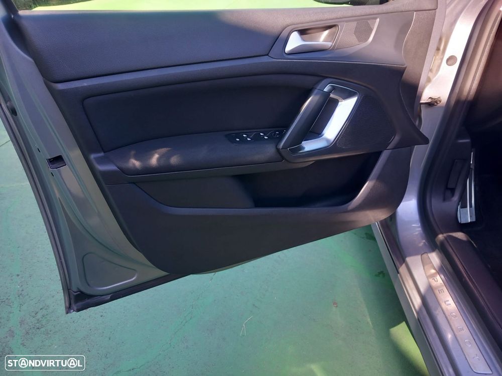 Peugeot 308 SW 1.6 BlueHDi Allure - 6