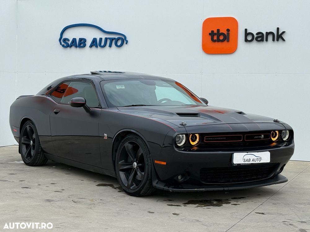 Dodge Challenger - 3
