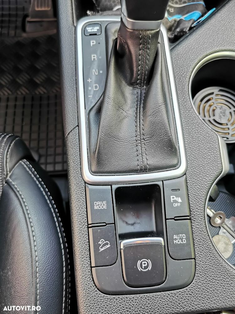 Kia Sportage 1.6 DSL 7DCT HP 4x2 Style - 12