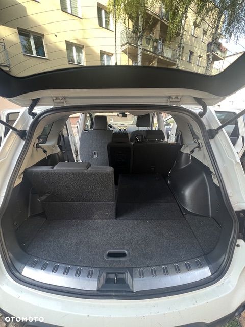 Nissan Qashqai+2 - 17