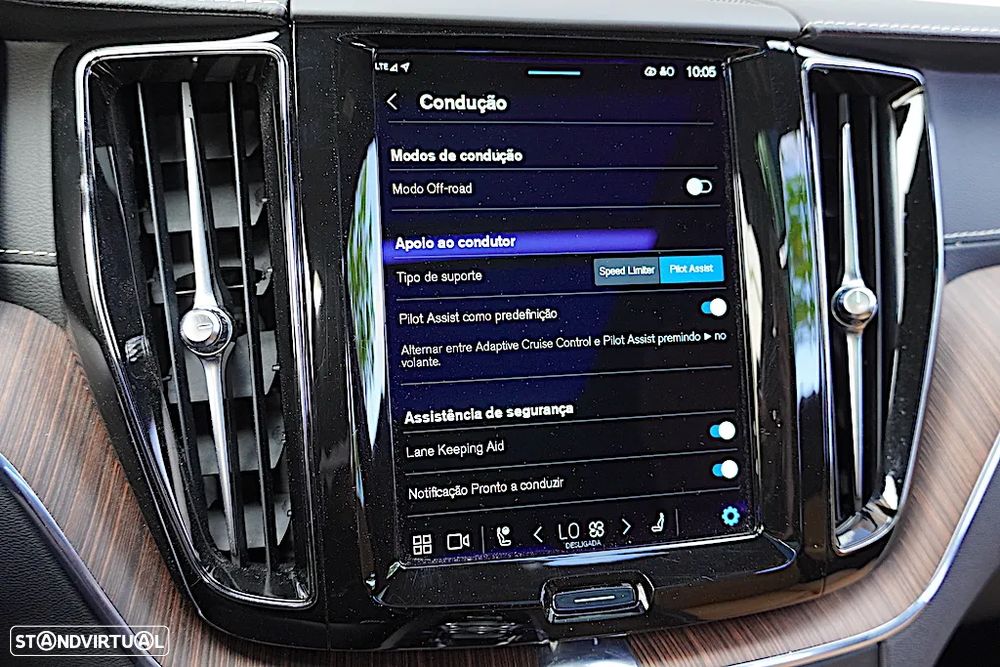 Volvo XC 60 2.0 B4 Inscription Geartronic - 41